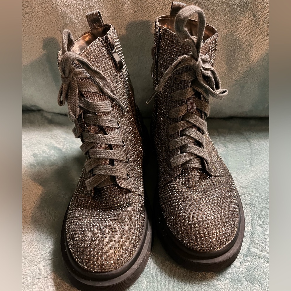 Ladies Carmela Side Zip Ankle Boots, Sparkles all over boots except one shoe